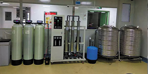 蓄電池工業(yè)的純水設(shè)備怎么選購