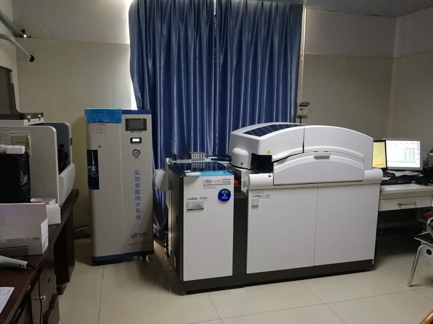 在選購實(shí)驗(yàn)室超純水機(jī)的時候要意識到這幾點(diǎn)